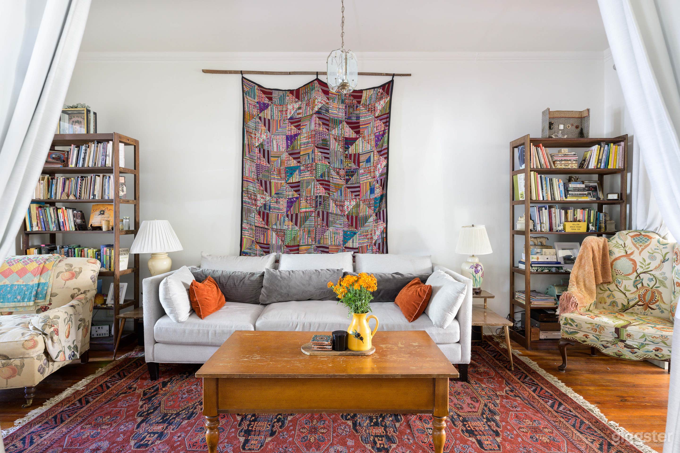 2 Full Floors Townhouse &amp; Garden Rustic &amp; Historic Photo 3