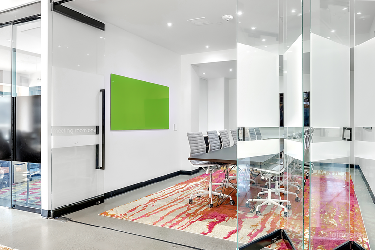  Well-equipped Meeting Room in Denver 