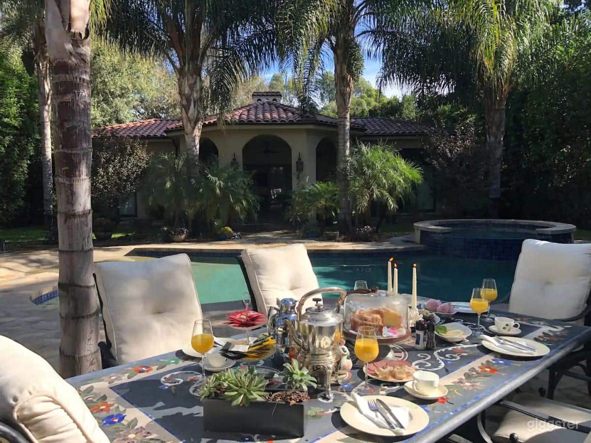 Stunning Tuscan Villa Mansion Photo 4