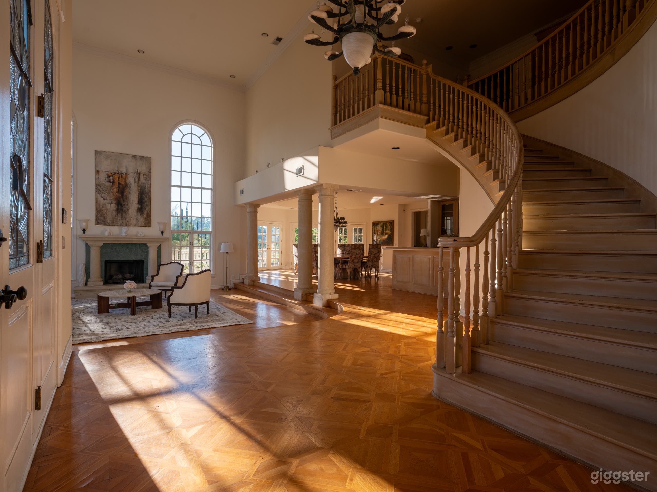 Italian Villa Estate w/ Grand Foyer, Balustrades + Pool/Spa Photo 4