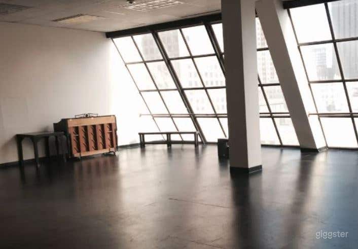 Studio 8DE - Multi-Use Studio Photo 3