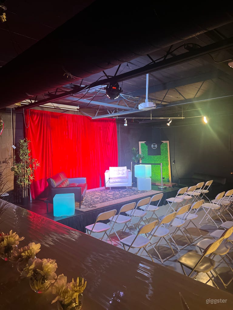  Clean Canvass Creatives 