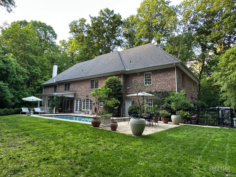 Stately 9,000 SQ FT Luxury Estate with Cinematic Grounds 