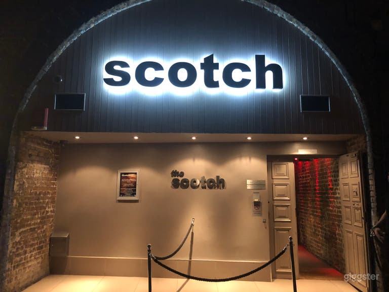  Unique Nightclub in Windsor with a Circus Theme 