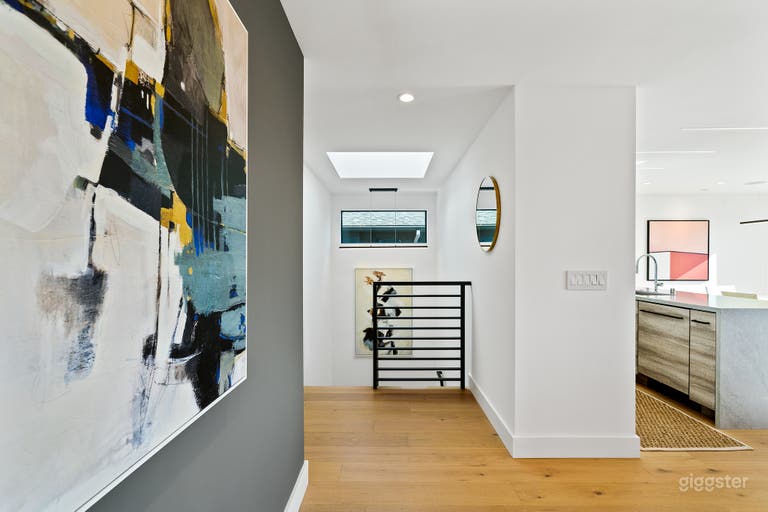  Hilltop house perfect for event or meeting 