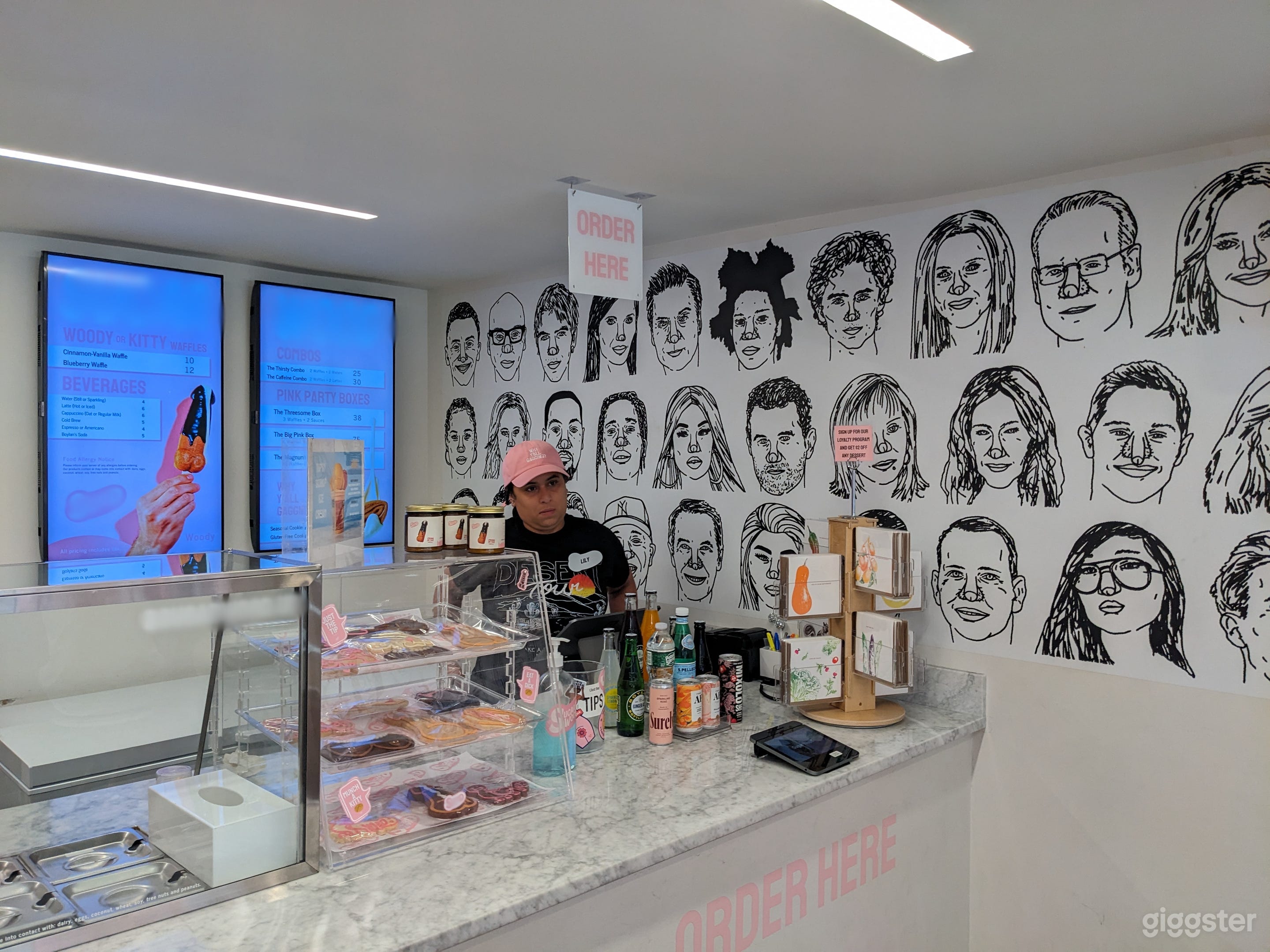 Fun &amp; Inviting Soho Dessert Shop with Natural Lighting Photo 4