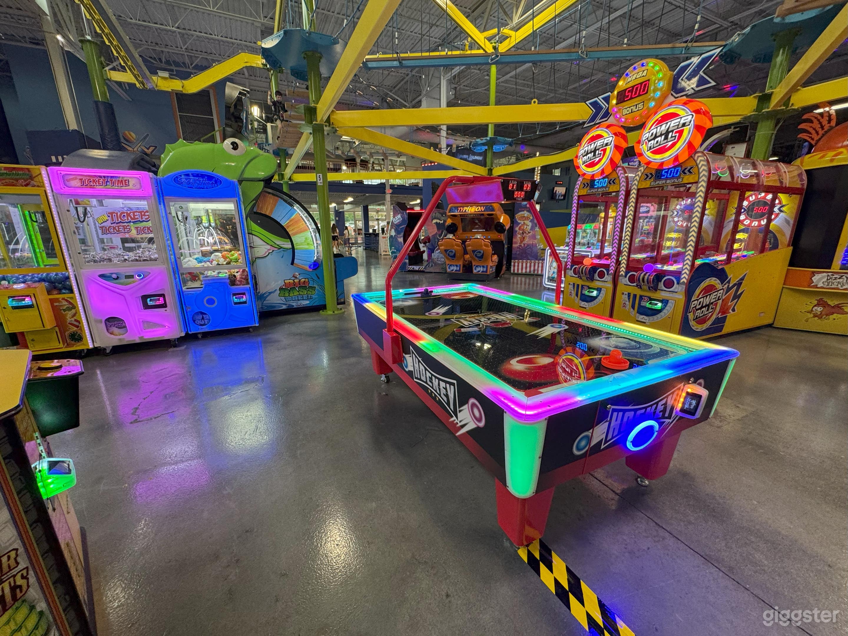 Indoor Entertainment Venue for Corporate Events  Photo 1