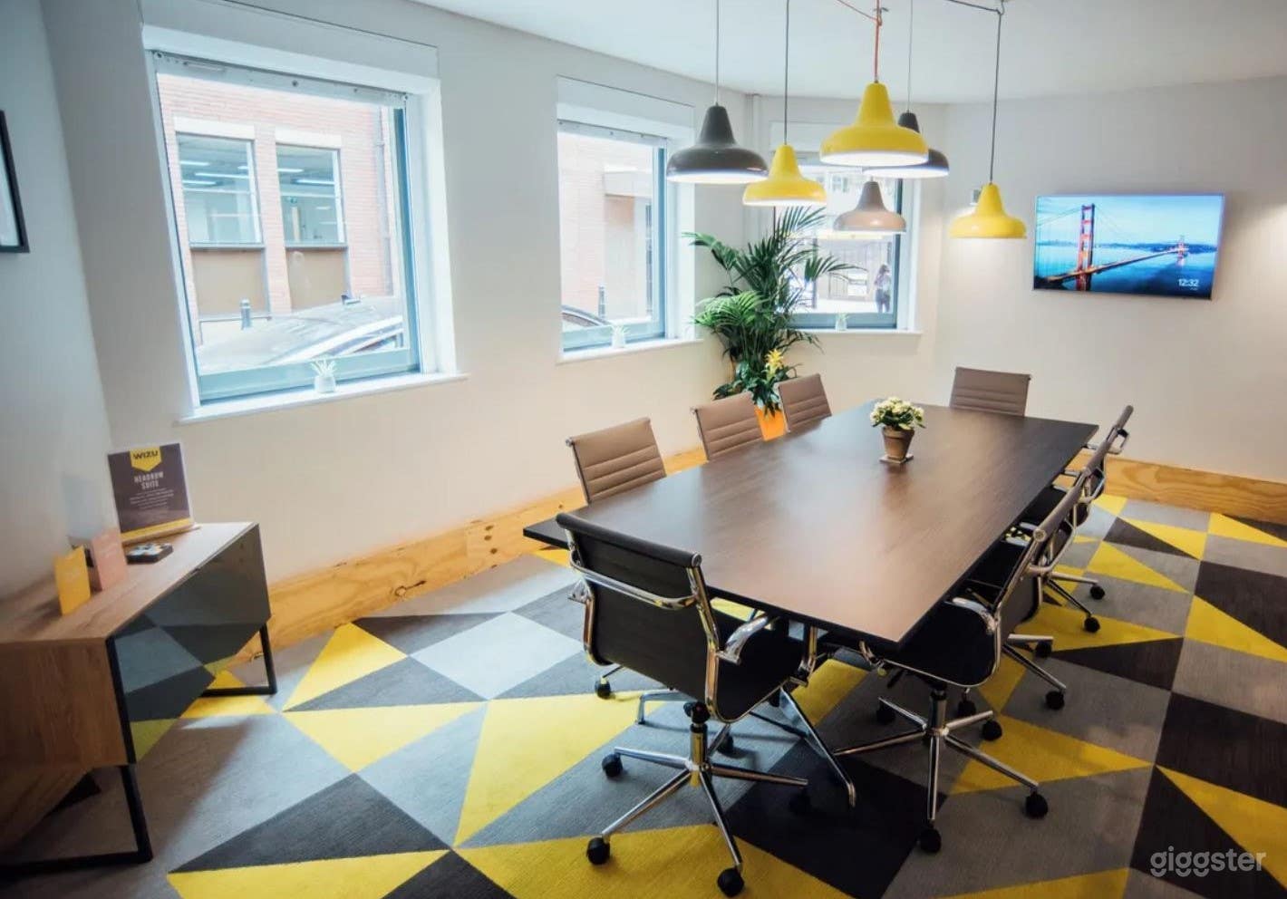 Stylish modern office space in perfect location Photo 2