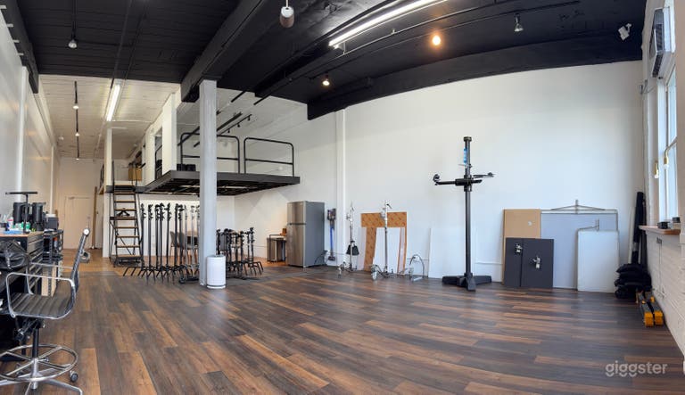  Studio privé Greenpoint de 1200 sqft pour séances photo/film 