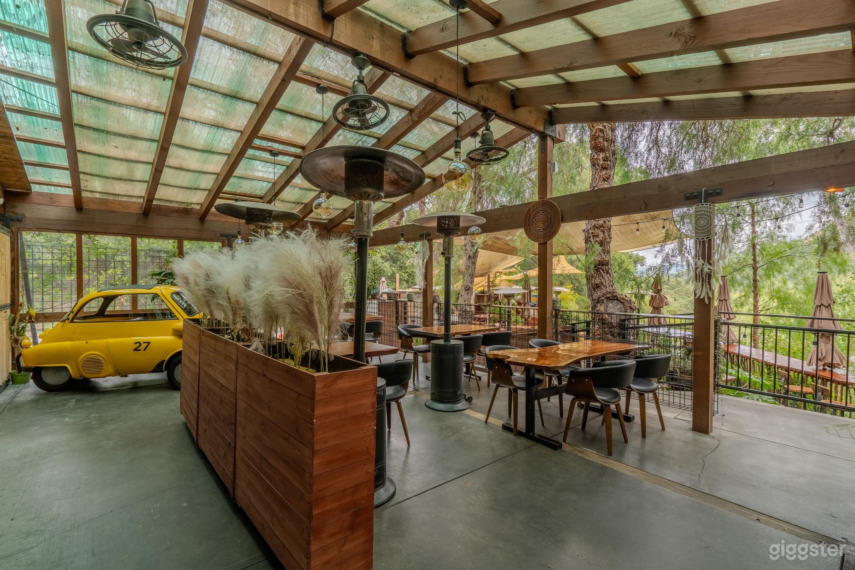 Treehouse with Canyon Views Photo 4