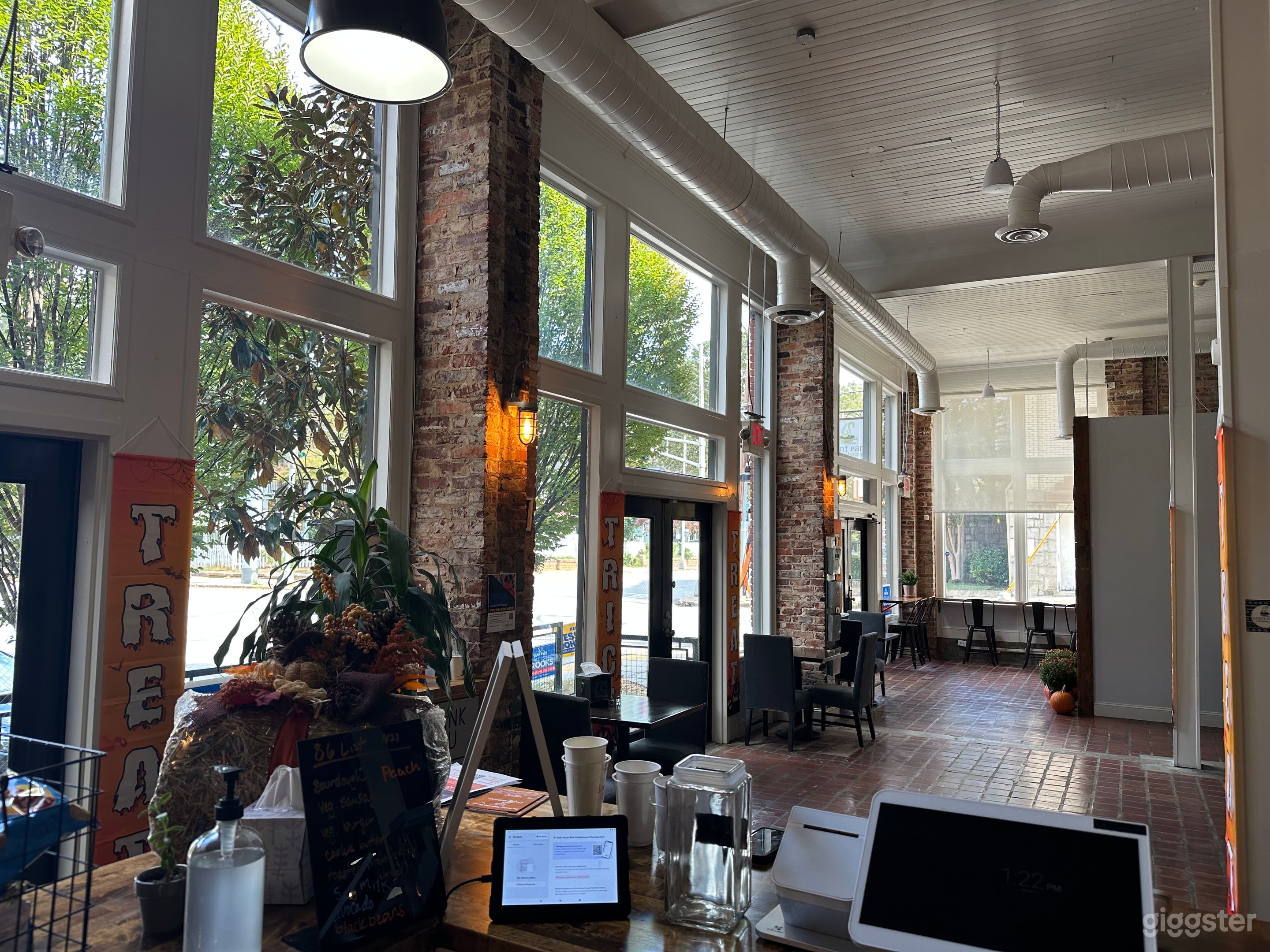 Grant Park Coffeehouse Photo 1