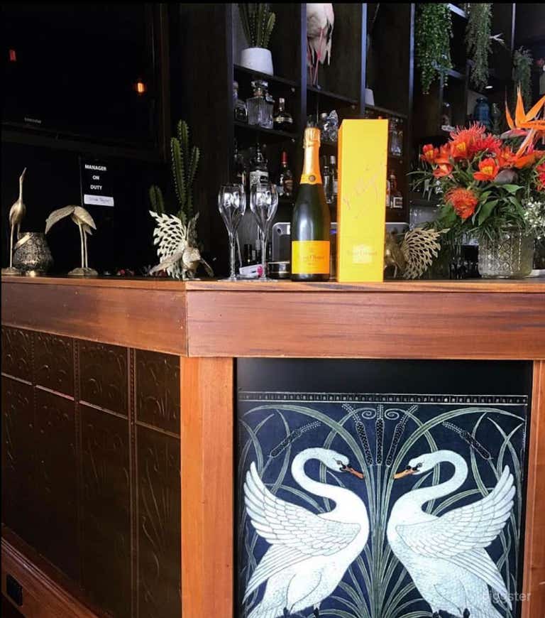  THE BIGGEST Little Bar IN ORAKEI 