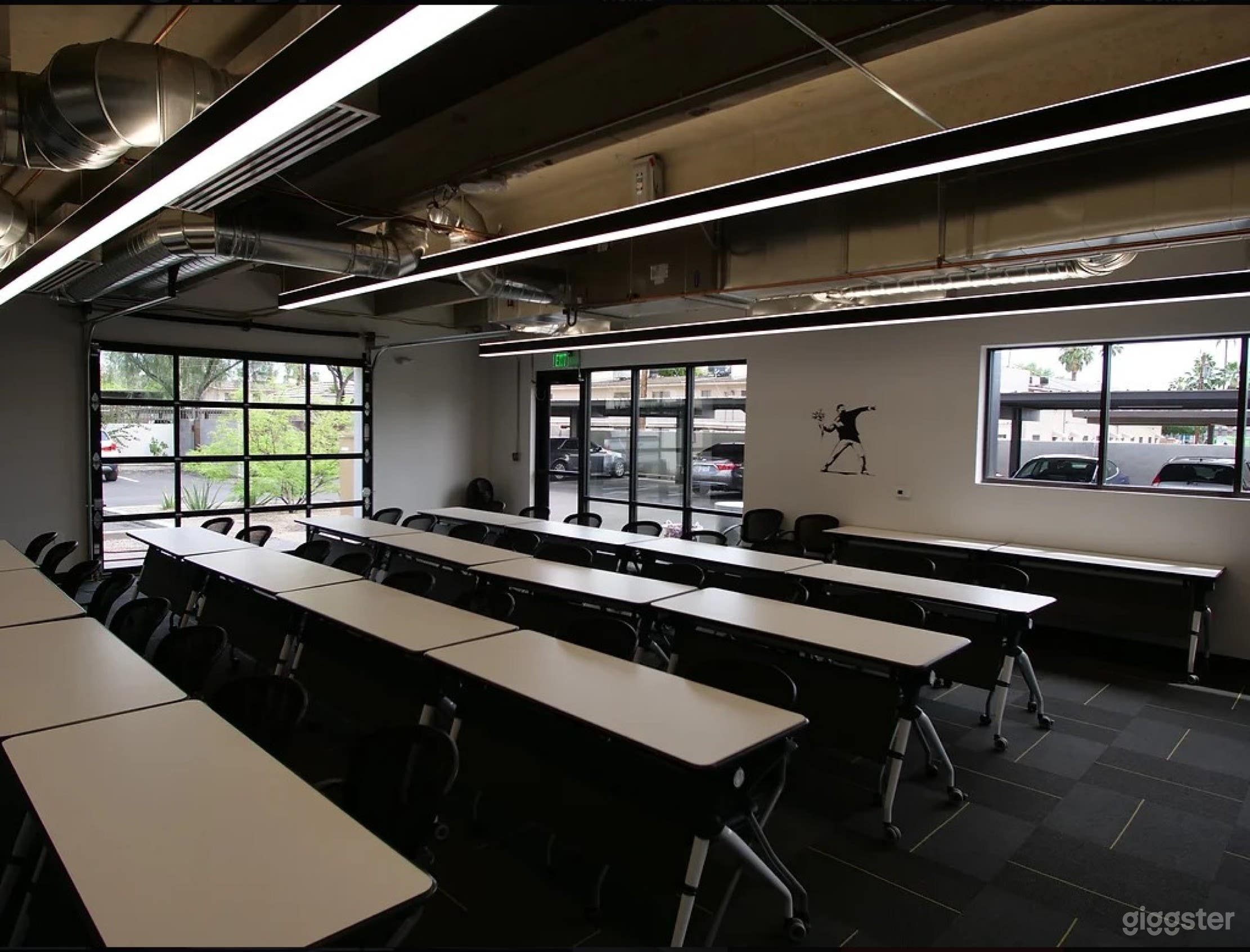 This room has it's own dedicated entrance with an area to register people both inside and outside off the parking lot