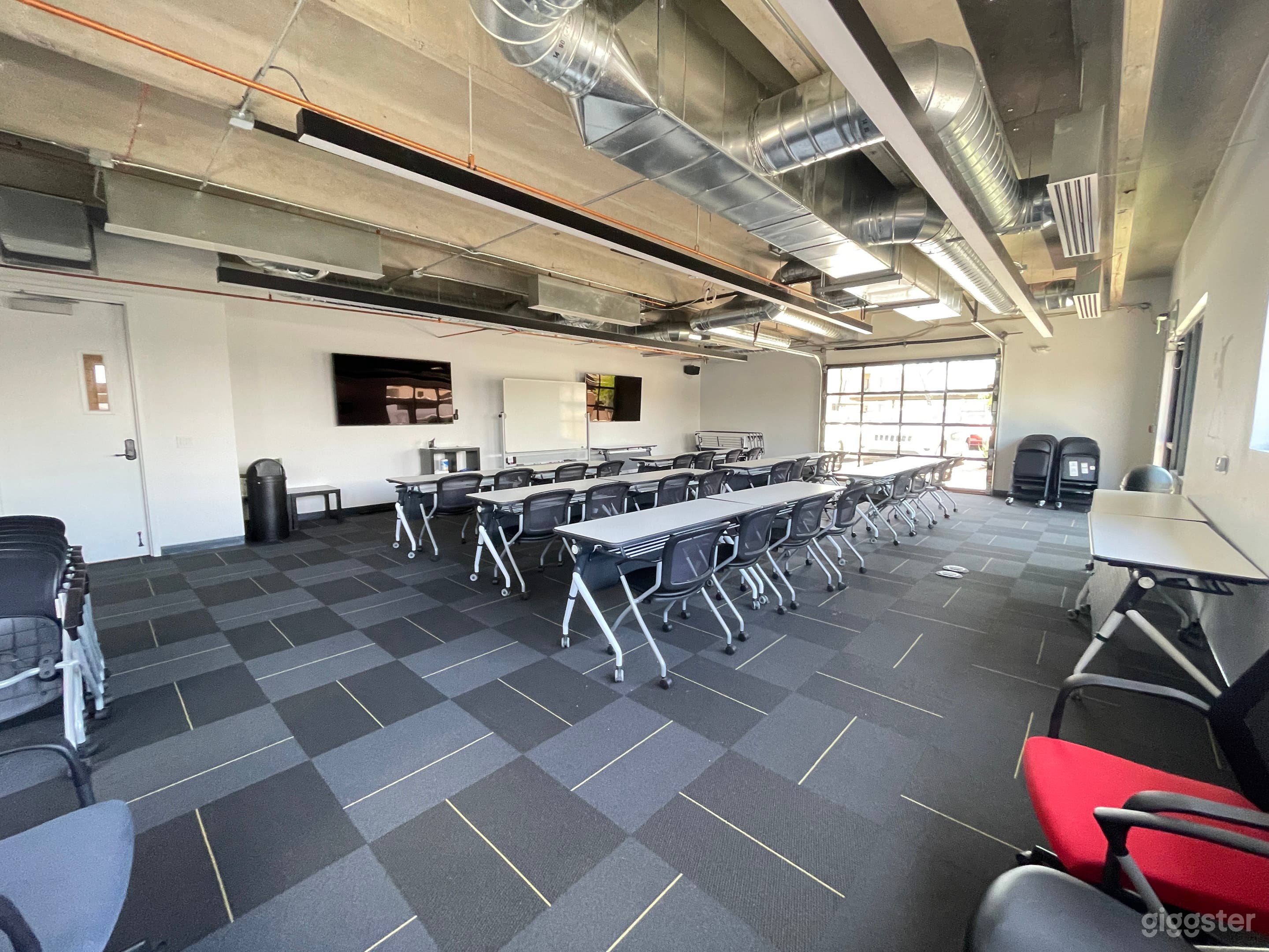 Event Space Modern for Up to 70 Attendees Photo 1