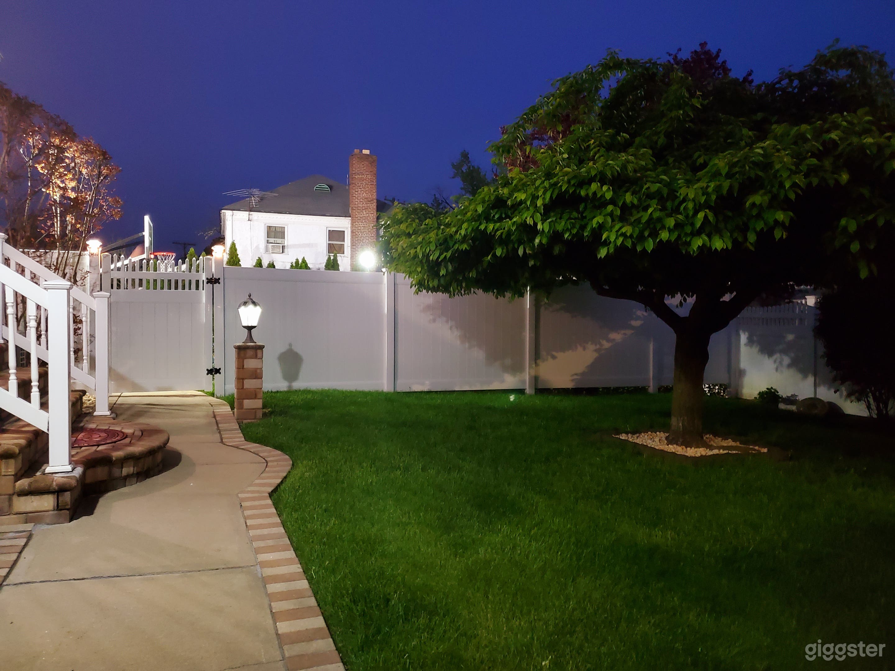 Colorful Family House Photo 4