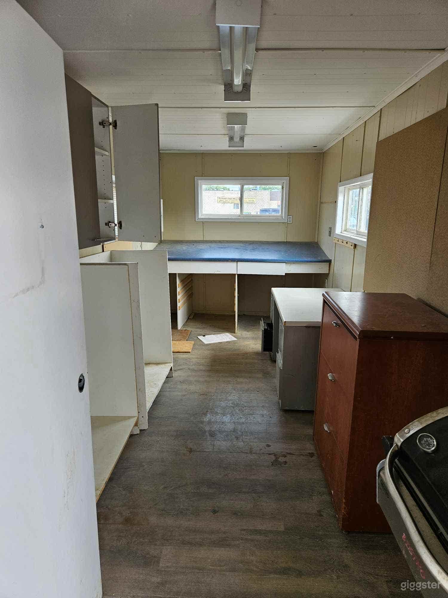 Industrial Construction Office Trailer Photo 2