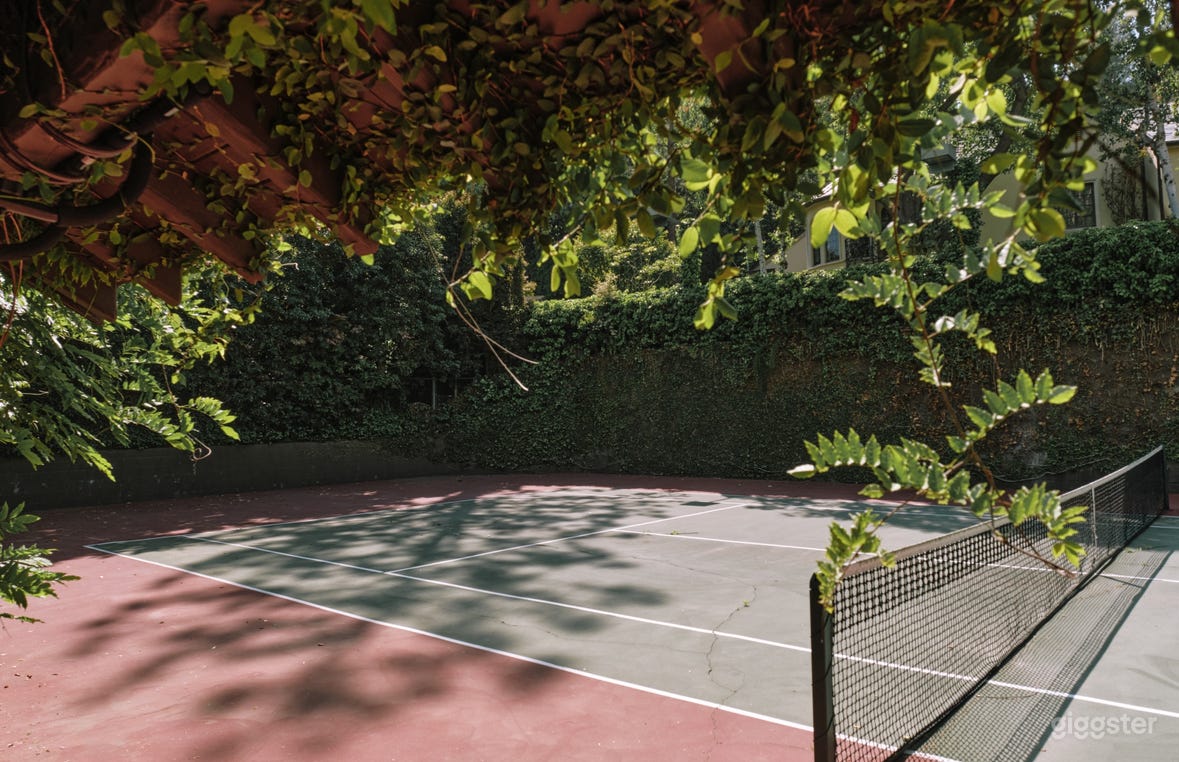 Old-Money Elegance: Private Tennis Court Photo 2