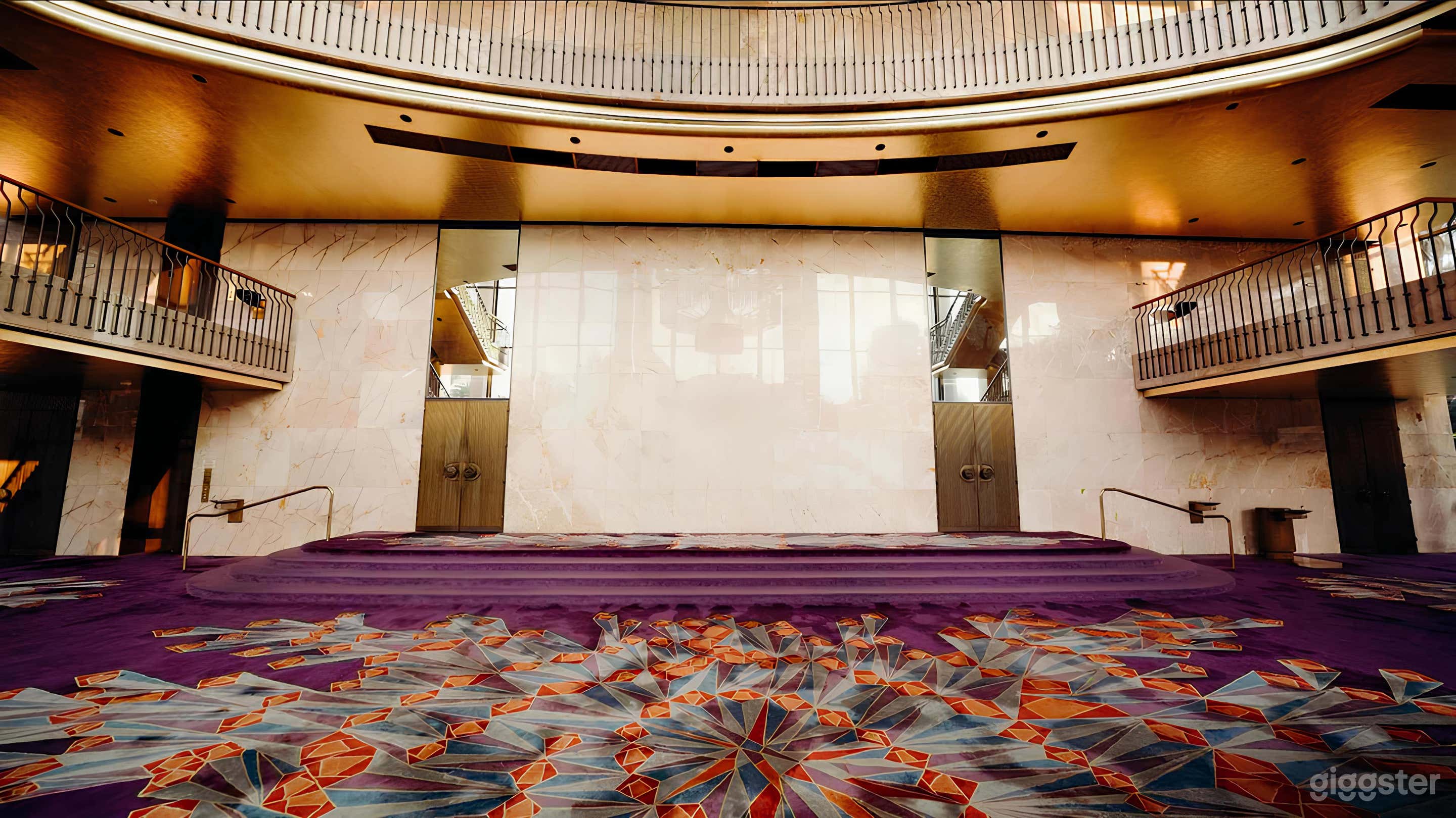 Gorgeous Grand Lobby Photo 1