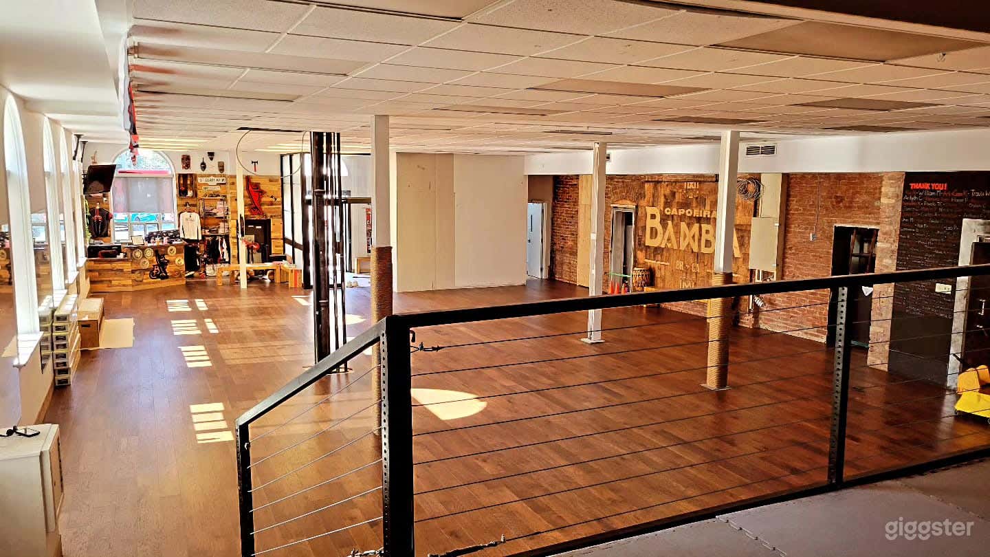 Beautiful Lighting and Wooden Floors Photo 3