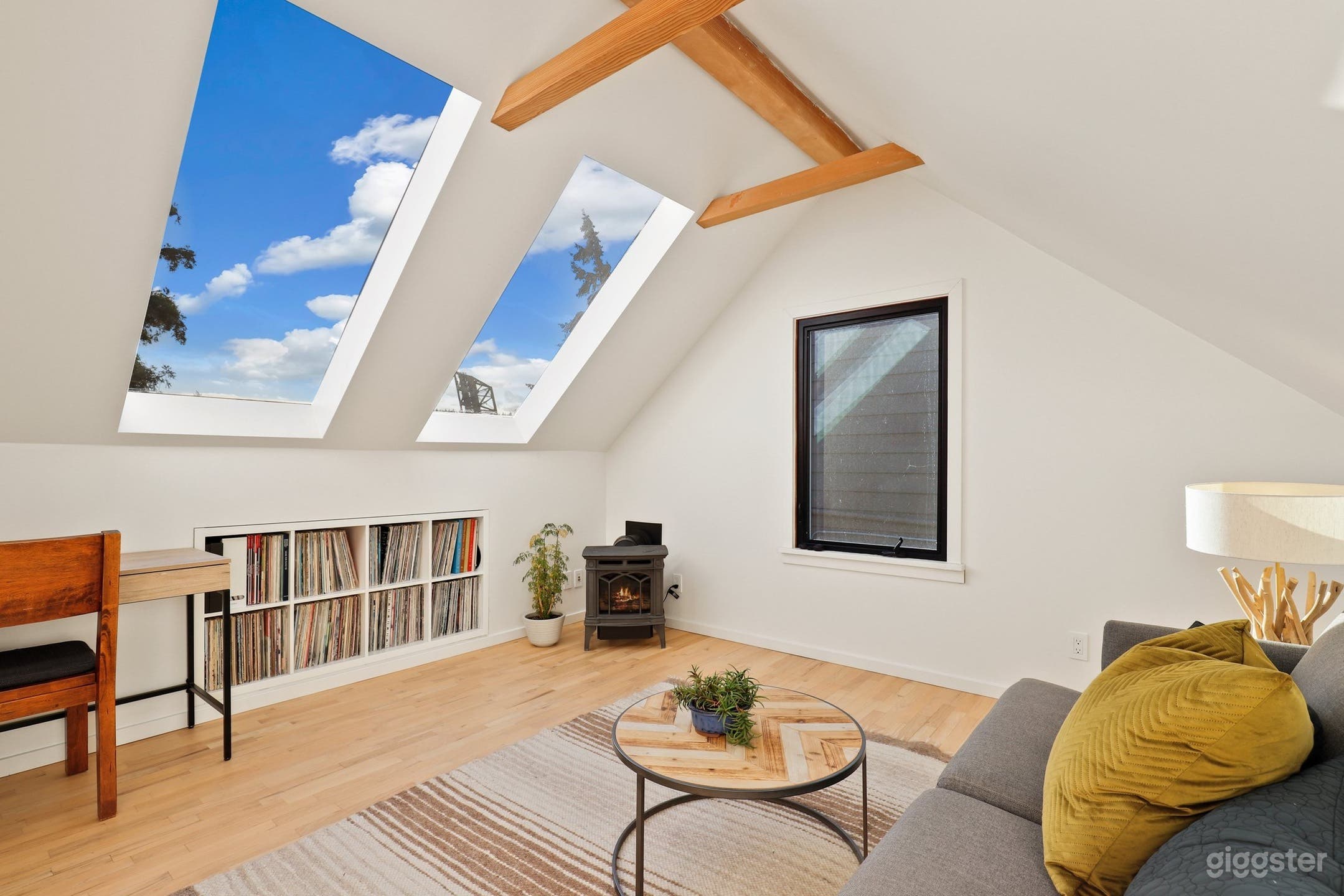 180 Degree View of Seattle Photo 4