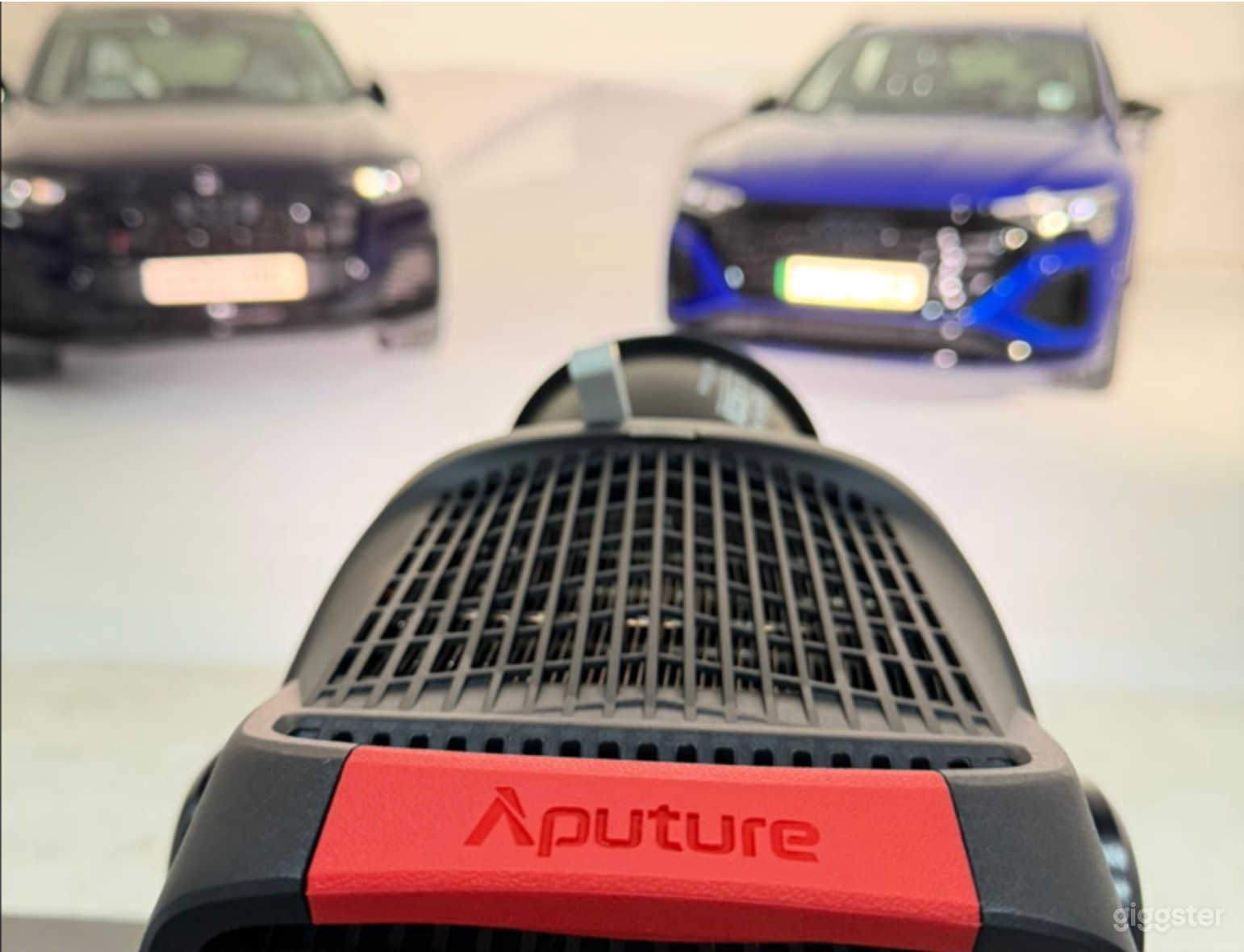 STUDIO 7 Infinity Cove Photo 3