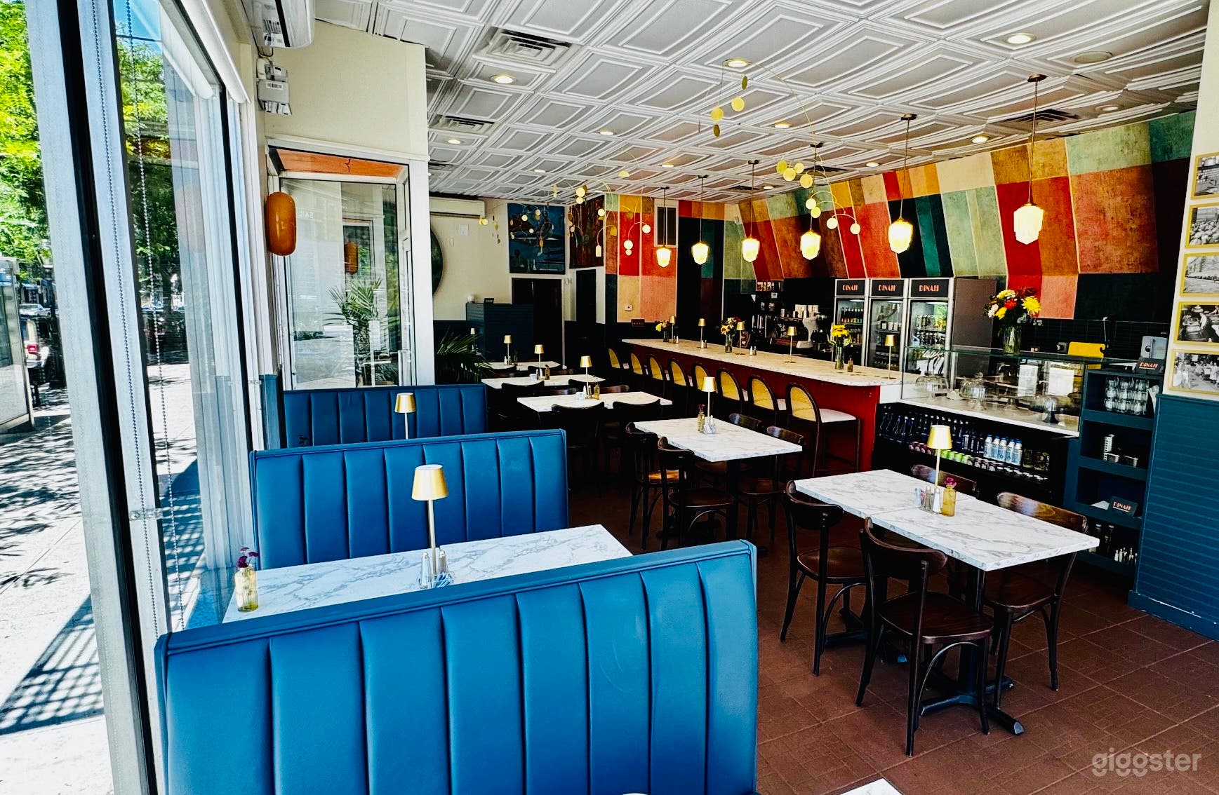 High-End Art Deco Brooklyn Diner-- Booths, Bar, Location! Photo 1