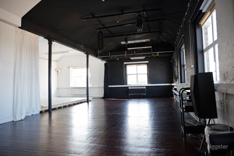  All In One Studios for Film and Photoshoots 