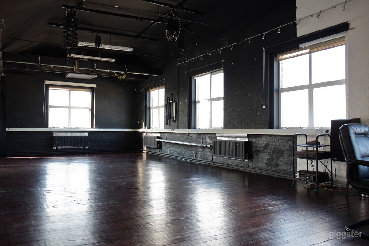 All In One Studios for Film and Photoshoots Photo 3