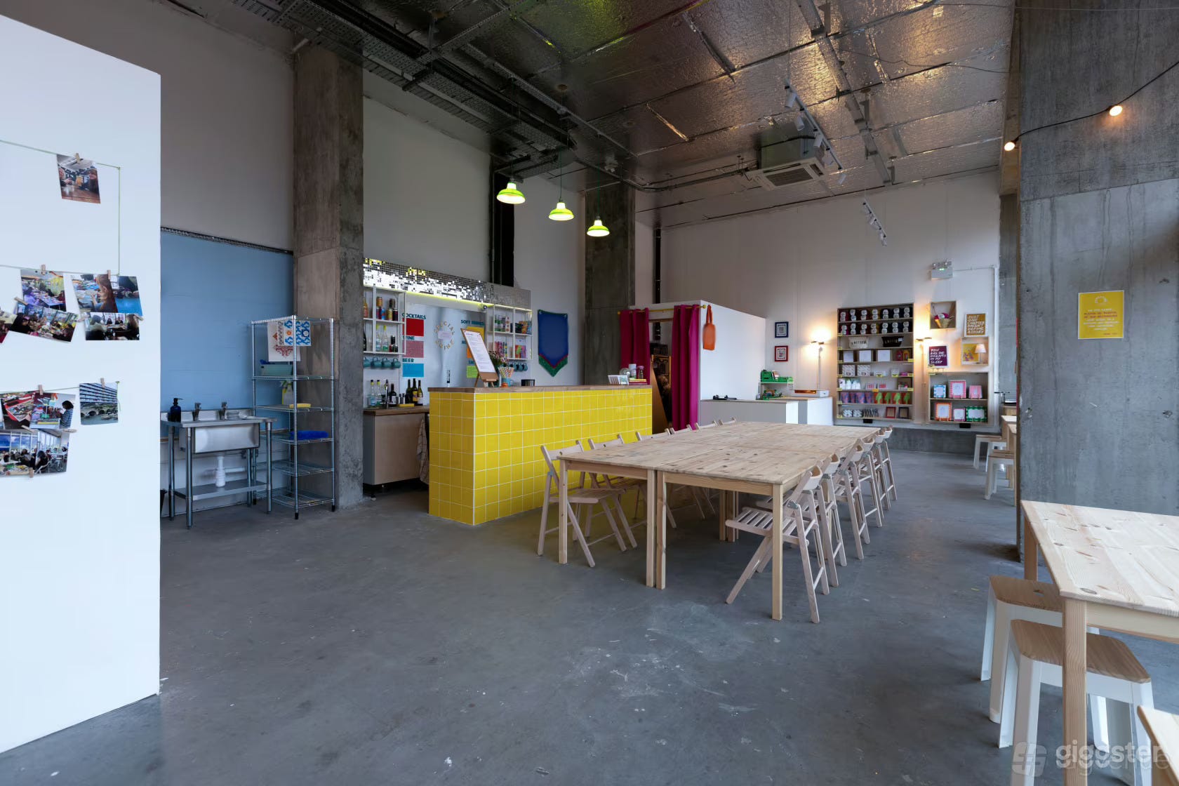 Craft Workshop Space with Bar in London Photo 2