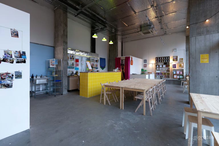  Craft Workshop Space with Bar in London 