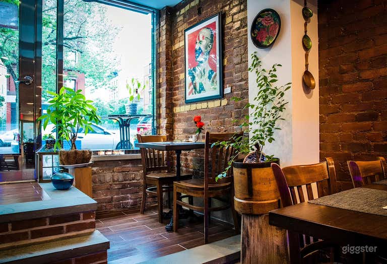  Mexican Restaurant Inspired Indoor Space 