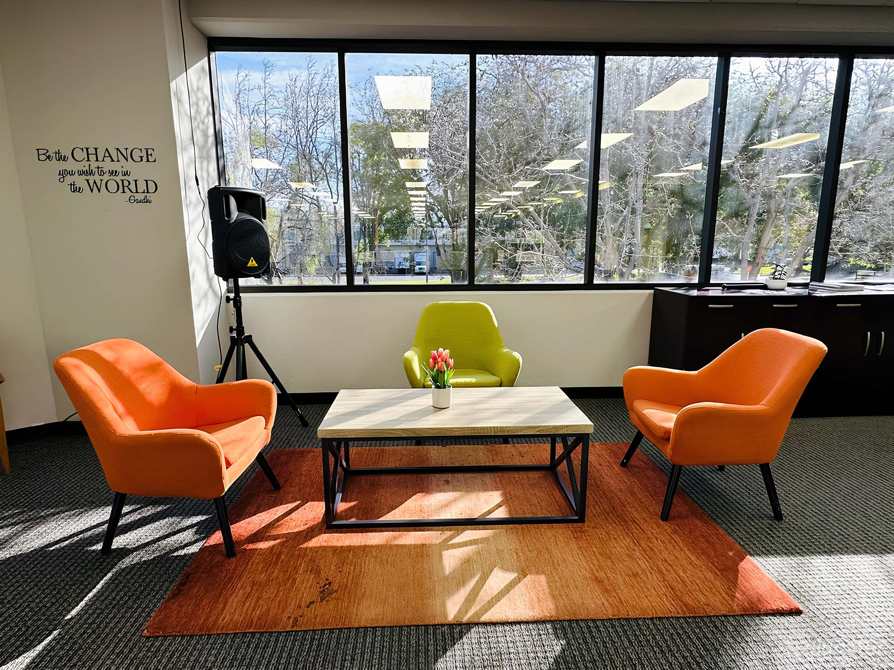 Conference Room - Private Meeting Room–9 Persons Photo 4
