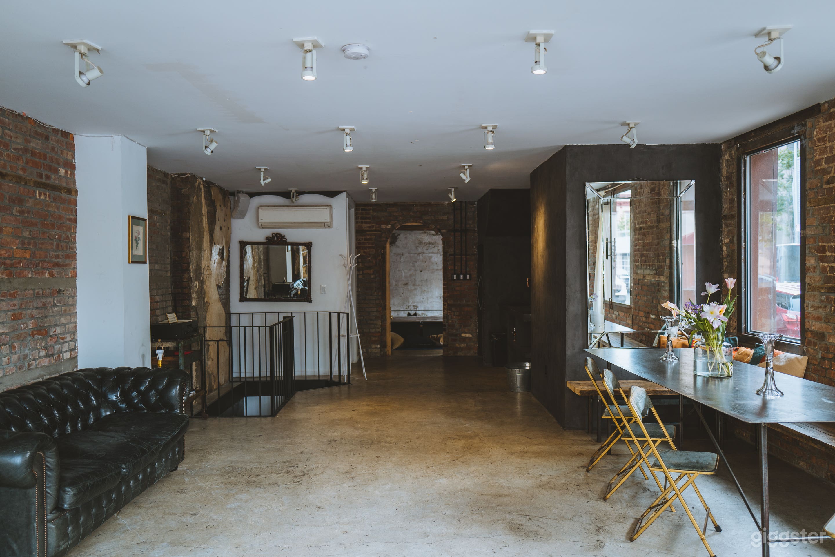 Everyone’s Corner Space in Williamsburg  Photo 1