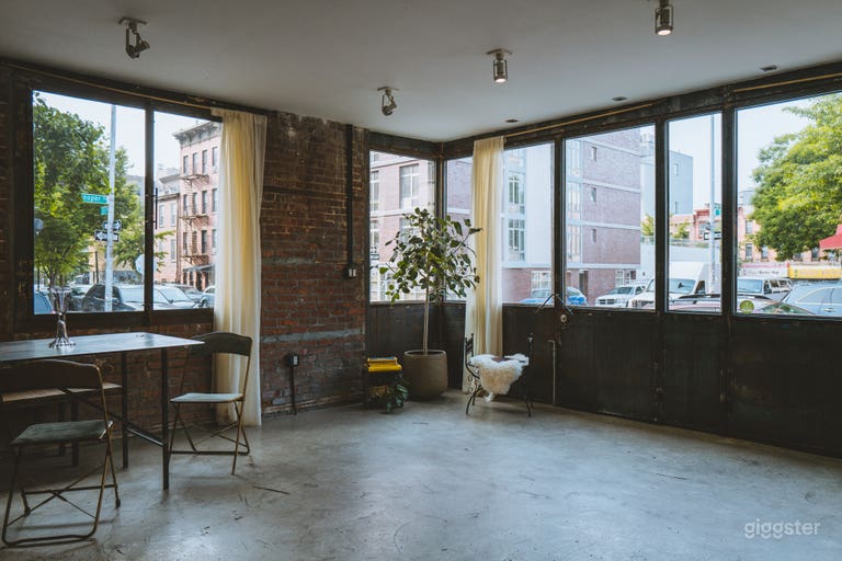  Everyone’s Corner Space in Williamsburg  