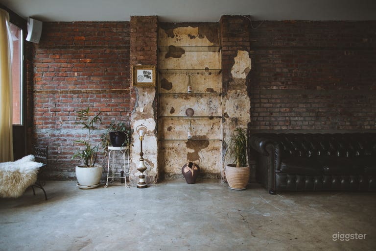  Everyone’s Corner Space in Williamsburg  