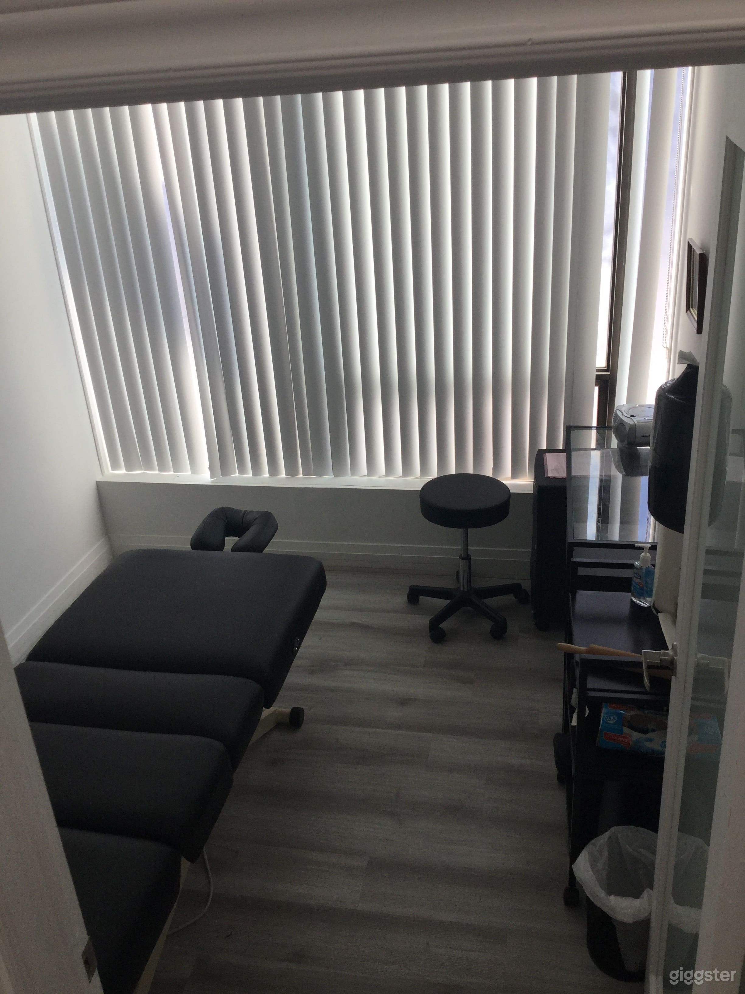 Treatment Room  Photo 2