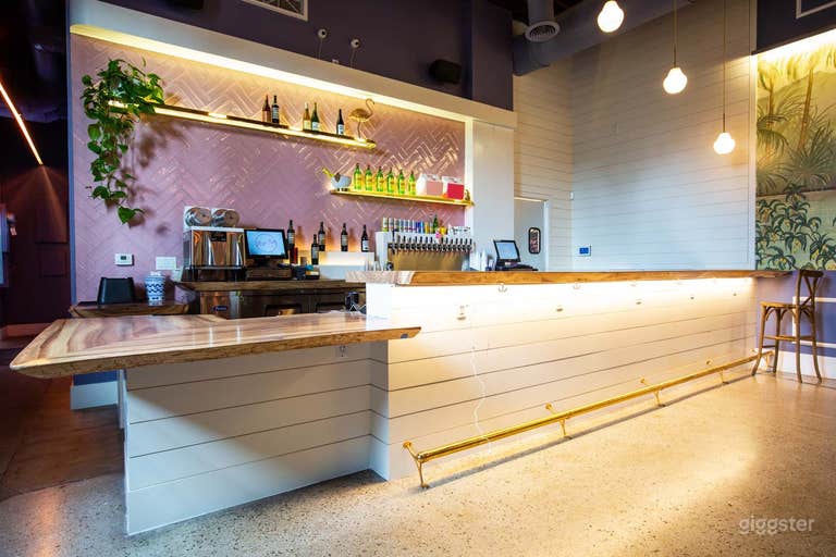  Tropical Beer Garden in Downtown Los Angeles 