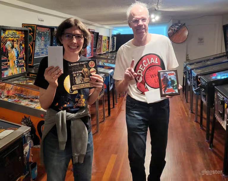  Downtown Second Floor Pinball  