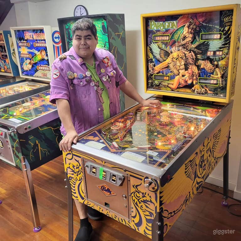  Downtown Second Floor Pinball  