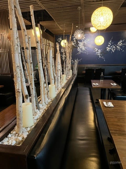 Sleek Asian Fusion Restaurant (Dining Room) Photo 4