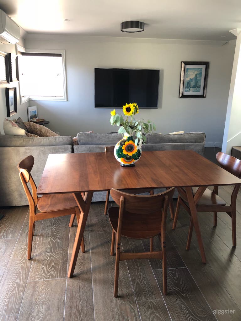  Beachside Villa with Rooftop Deck Grill 