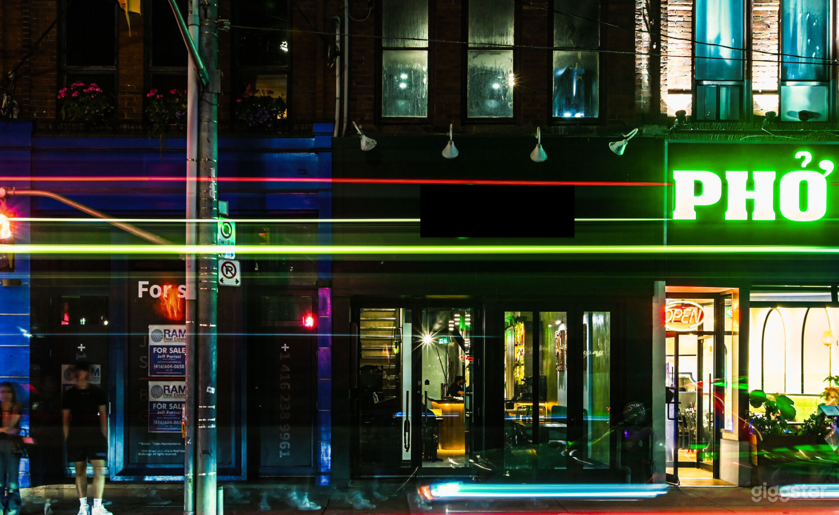 Chic Upscale Cocktail Resto Lounge Downtown Photo 1