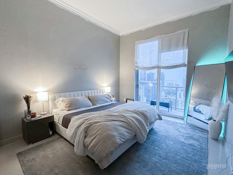  Main bedroom. 12’-3” x 15’ (king size bed) 