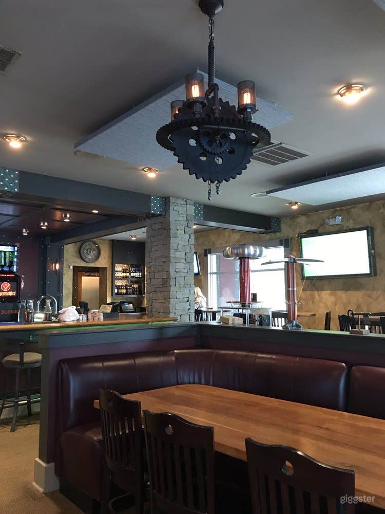 Sports Bar and Restaurant with Extended Patio Photo 4