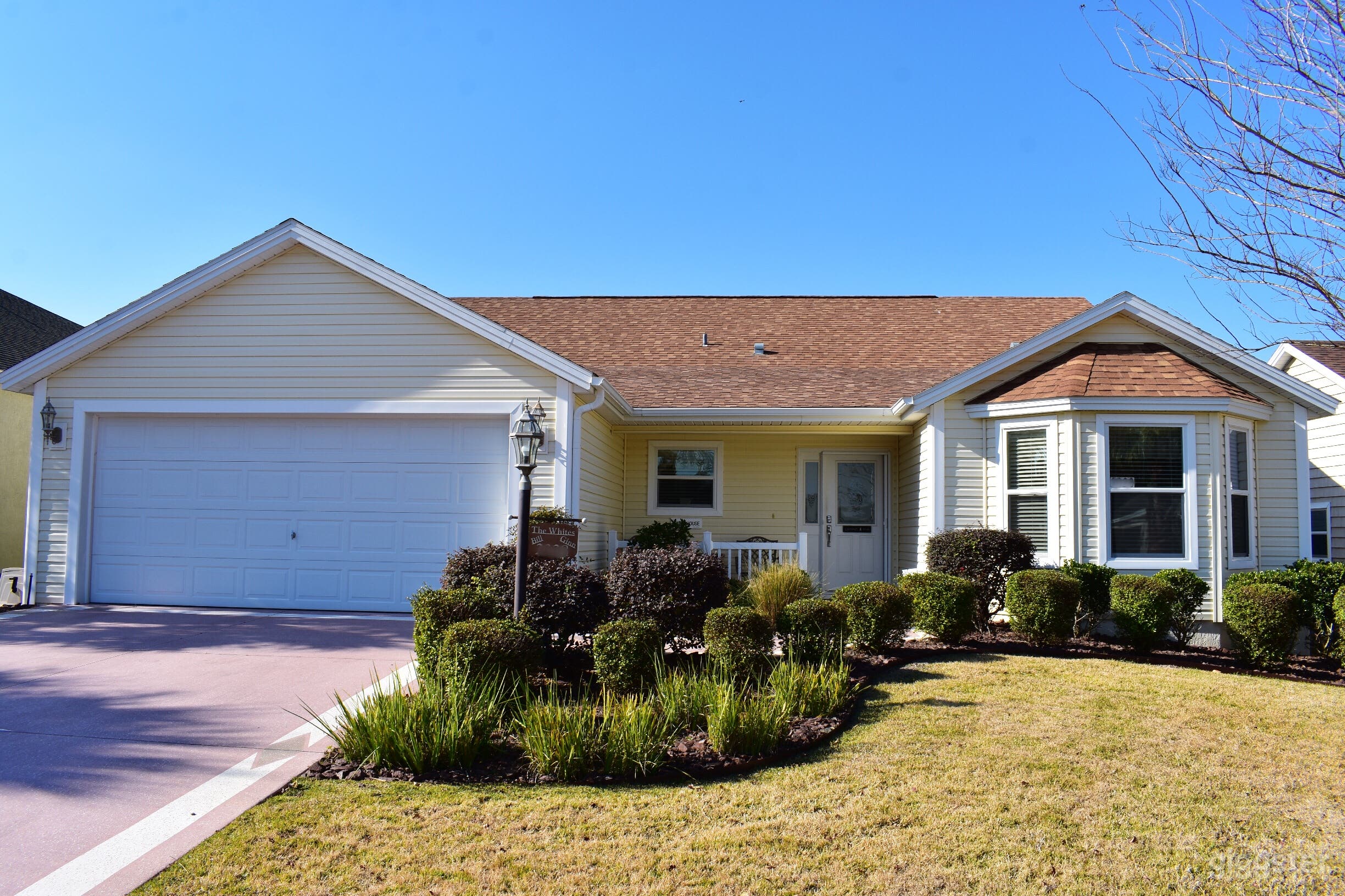 Beach House Without The Sand Photo 1