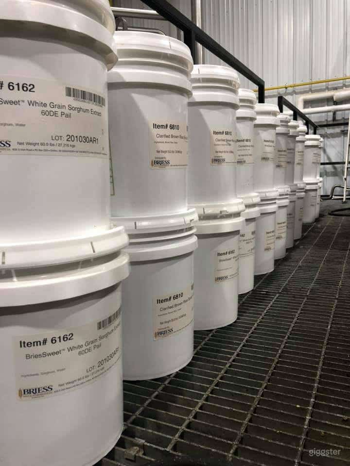 800 Sq. Ft. Brewery Perfect for Filming and Photoshoots Photo 3