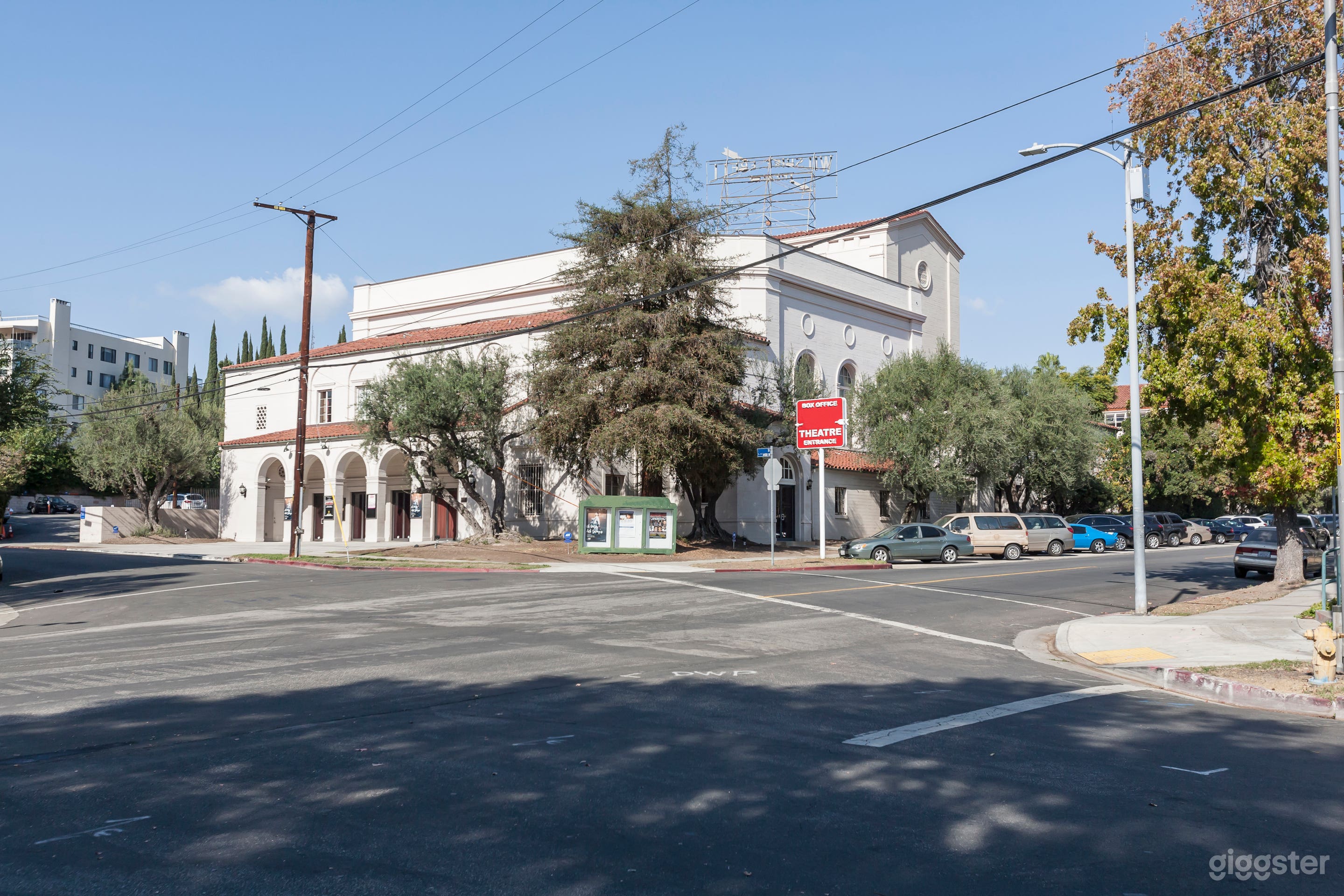 Old Hollywood Theatre  Photo 3