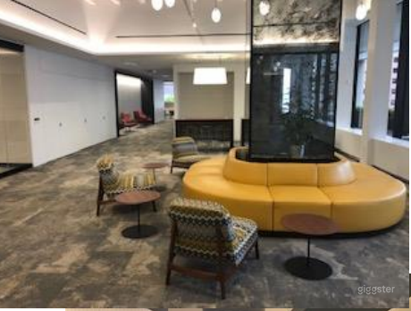 Traditional, Professional Office Space Photo 3