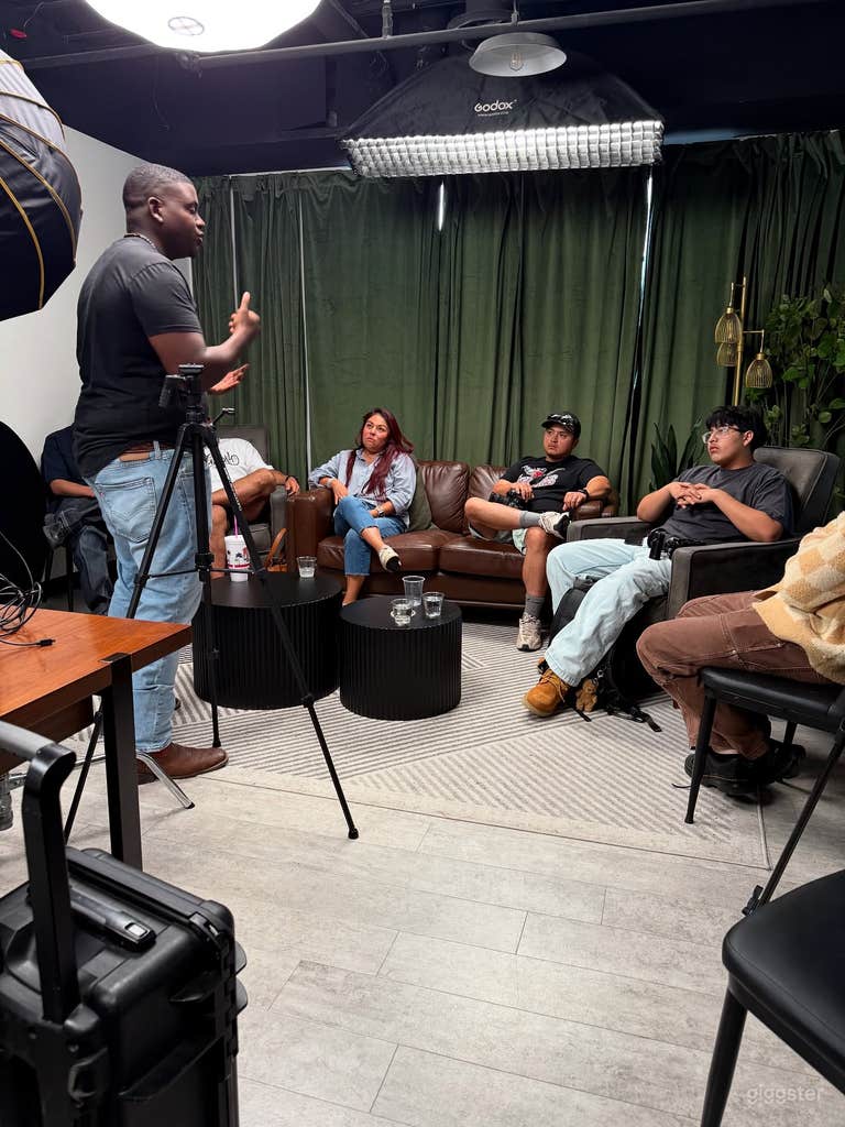  Comfortable Studio (up to 6 people) 