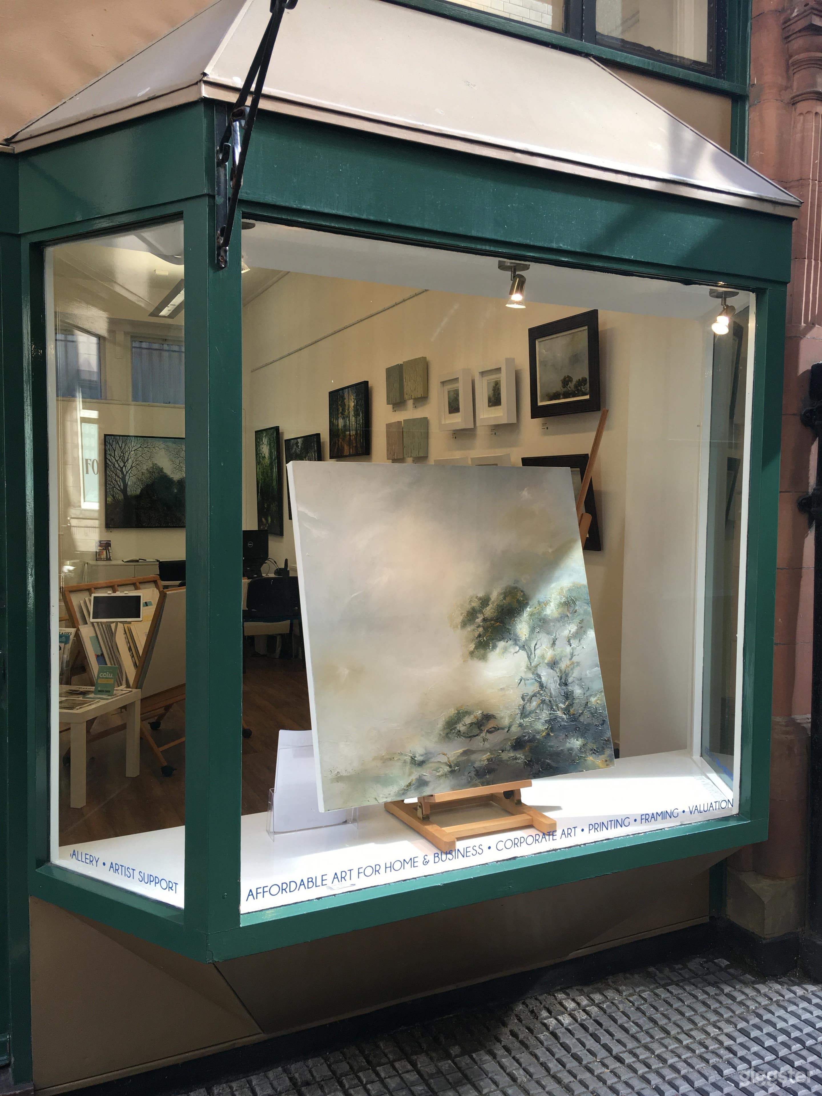 Unique Art Gallery in Historic Liverpool Avenue Photo 3